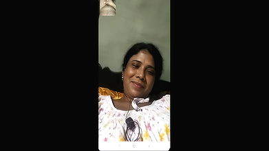 Desi mature pussy show with a sloppy handjob