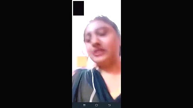 Beautiful Sexy Bhabi Showing Lover