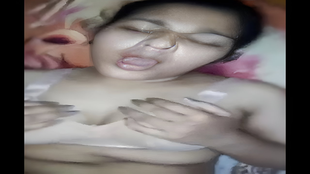 Kirayedar Ki Wife Ki Tange Faila Kar Uski Bur Ki Chudai Ki Aur Mazza Liya