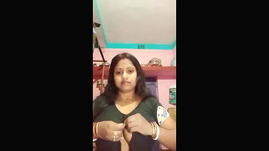 saree kholke nangi video banayi