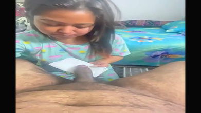 Gao Ki Girlfriend Ko Room Me Band Kar Ke Uske Muh Me Land Diya Aur Maal Muh Me Giraya