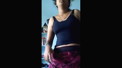 kapde kholke chut ragdi