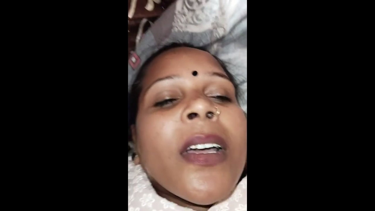 Affair With Super Hot Indian Aunty