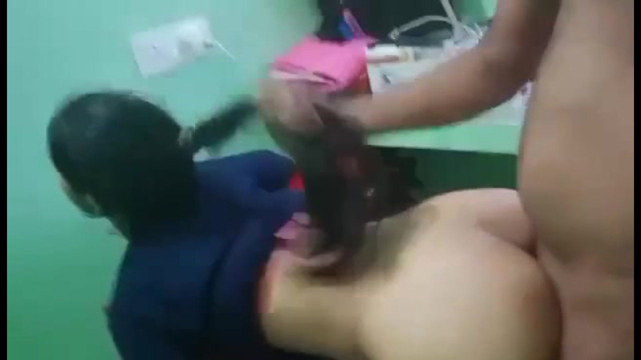 chair pe ghodi banake choda