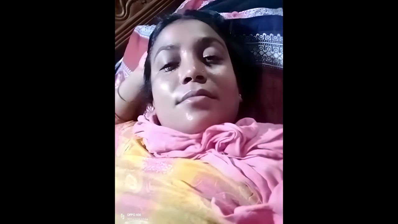 Bade Chuche Wali Bhabhi