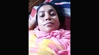 Bade Chuche Wali Bhabhi