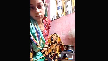 Desi village bhabi hot ass whle