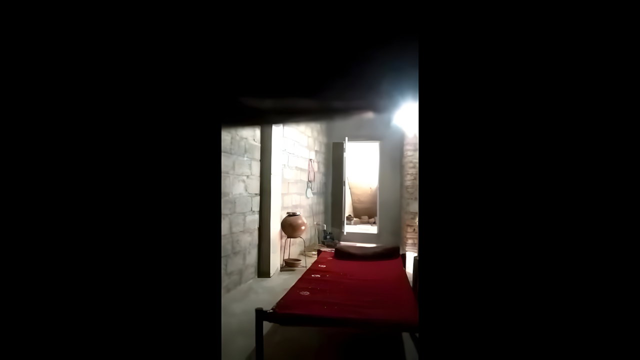 Cheater Bhabhi Fucking With Father In Law Captured Secretly