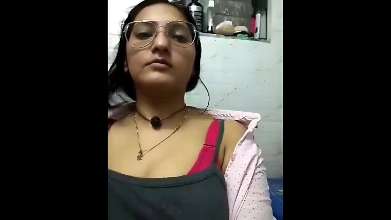 Naughty big booby girl showing her big boob