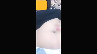 desi Muslim girl shows boobs and pussy on video call
