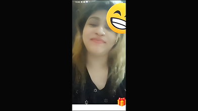 cutest girl live nude show for her boyfriend viral MMS