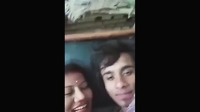newly married couple kissing and wife blowjob viral MMS