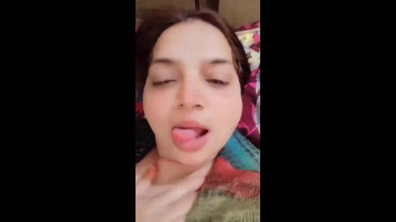 desi lady role play and naked fingering video