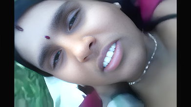 Outdoor fucking of desi bhabhi