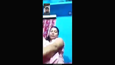 boob dikhake chut ragdi gf ne vc mein