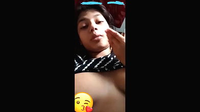 boob show in vc