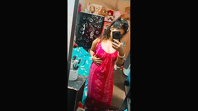 Desi bhabhi thurasty for sex