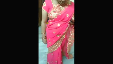 sexy wife removing saree