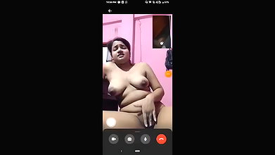 cute and horny desi girl nude fingering pussy