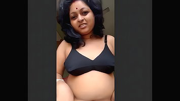 Desi village bhabi nice body