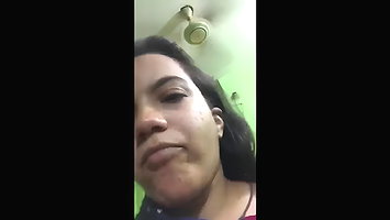 Sexy Girl Shows her Milky Boobs