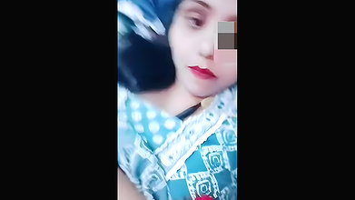 Desi Girl Showing On Video Call