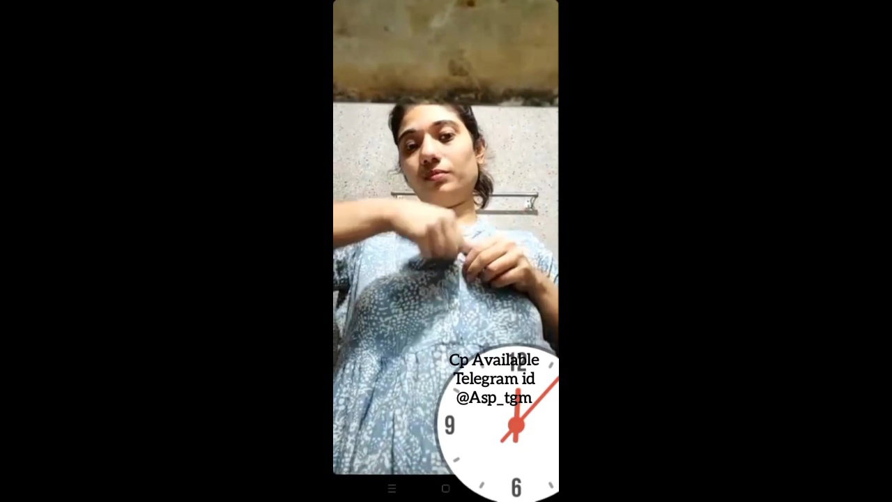 Paid Video Call With Delhi Housewife