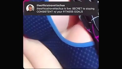 Desi call call Muskan showing her figure