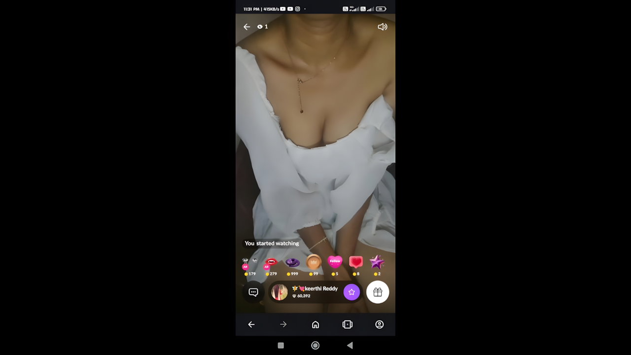 tango girl Kivi nude show