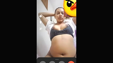 boobs show in bra by viral live cam Desi girl