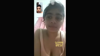 Desi Girl Ne Whatsapp Video Call Pe Boyfriend Ka Paani Nikal Diya