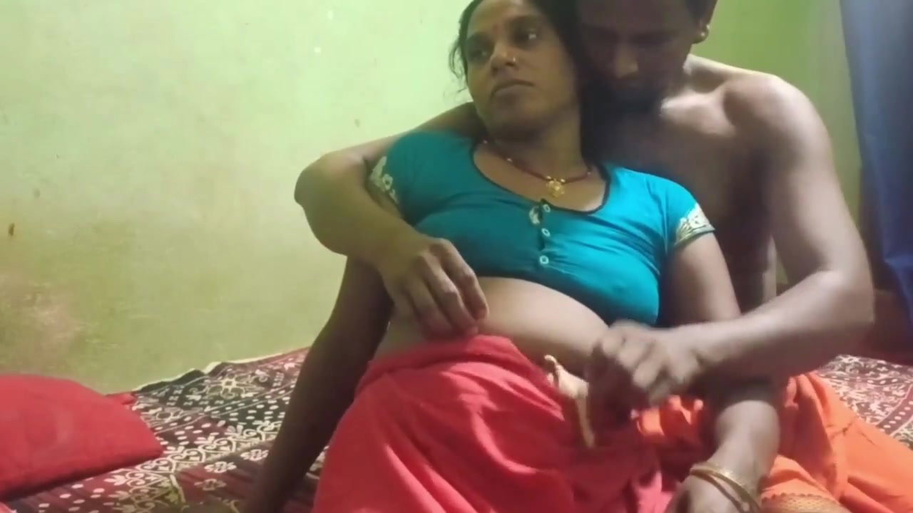 viral Indian porn wife blowjob and boob feeding