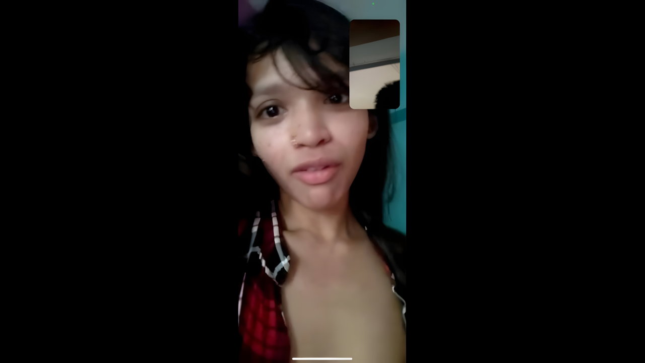 sexiest Indian college girl nude pics and videos