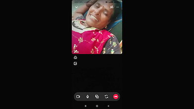 2 54Cheater Aunty Showing Her Boobs On Video Call15638827484090995