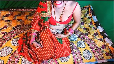 Desi Hot sex and dirty talk video.Homemade Hindi audio sex.  .