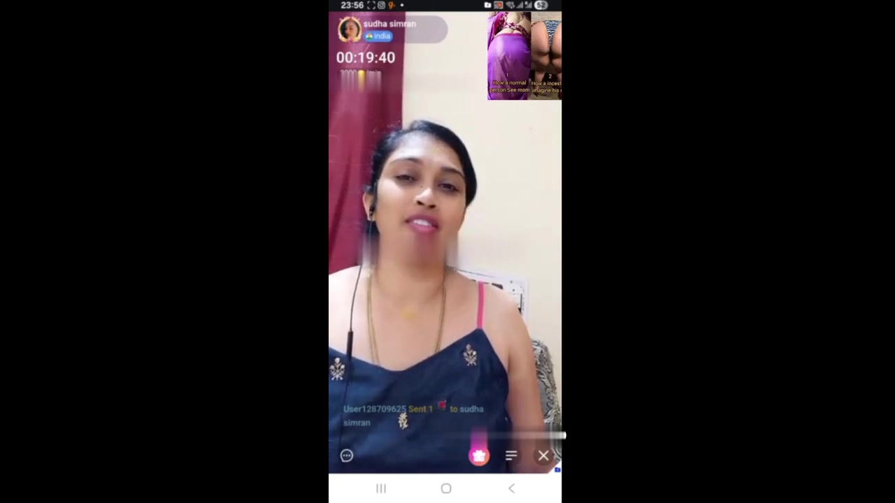 Famous Tamil Bhabhi Sudha Simran Showing