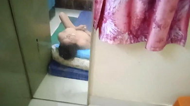 desi randi pussy pleased by a fucking sex toy