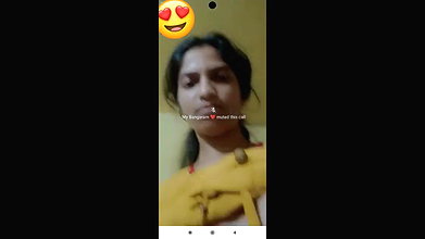 Andhra Pradesh Telugu girl boob show viral MMS