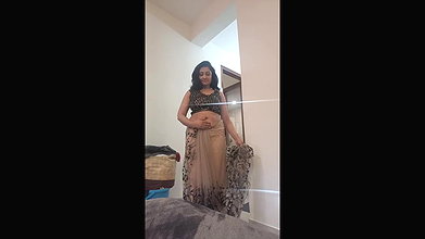 New update Kannada insta aunty Rajshre pussy close up