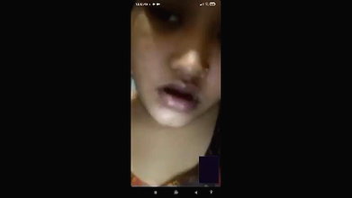 Bangladeshi village bhabi fingering horny pussy