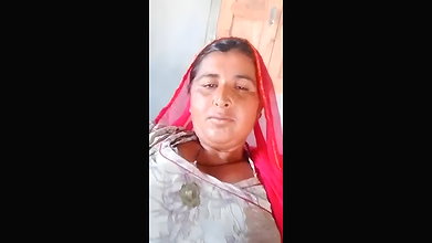 dehati aunty chut ragad te hue video banayi