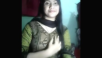 Poorna Indian Babe Nude Selfie