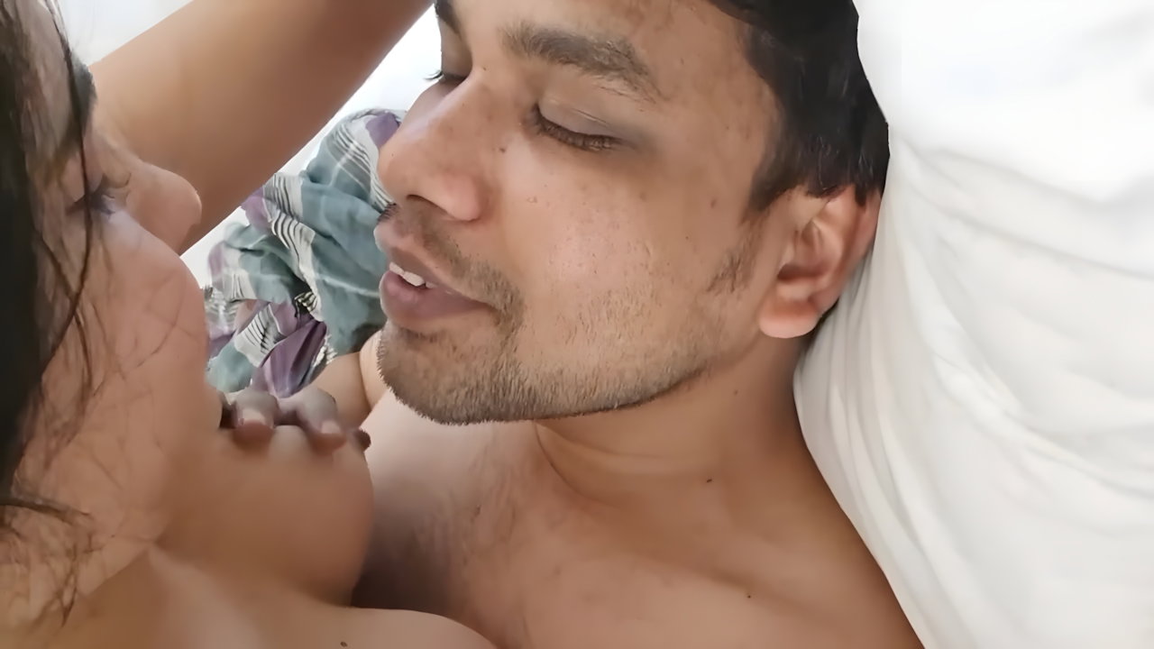 Indian Cute Coupless