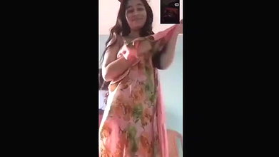 Punjabi girl nangi hokar video call