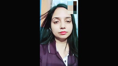 Desi Bhabhi Showing On Video Call