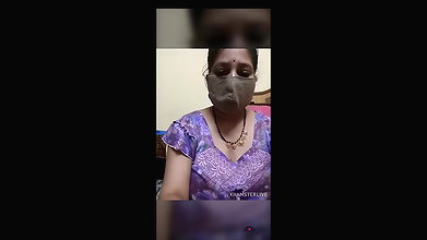 Nisha flirting and Fingering in stripchat