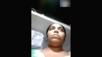 mature Bhabhi boobs show