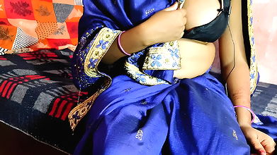 Desi aunty ki sexy story Hindi audio