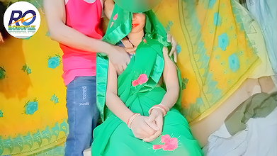 Desi teecher and students ghori stalege hindi clear voice saree show finger maidam bahut achchha lagta tha