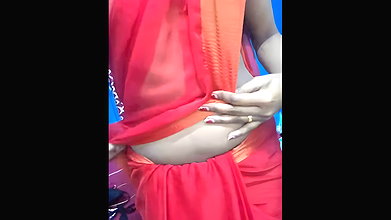 priya showing her body and talking